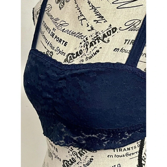 HOLLISTER Gilly Hicks womens  Sydney  Lace Bralette Black  Top Small Boho Modest - Picture 9 of 9